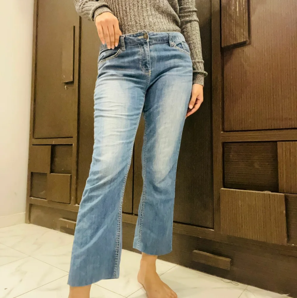 Blue ankle length bootcut jeans - Picture 3 of 4